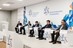 Президент НОСТРОЙ Антон Глушков представил схему формирования ресурсных центров опережающего развития